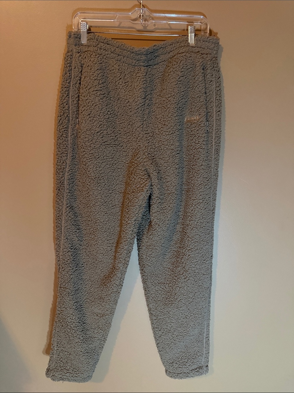 Skims Sherpa joggers